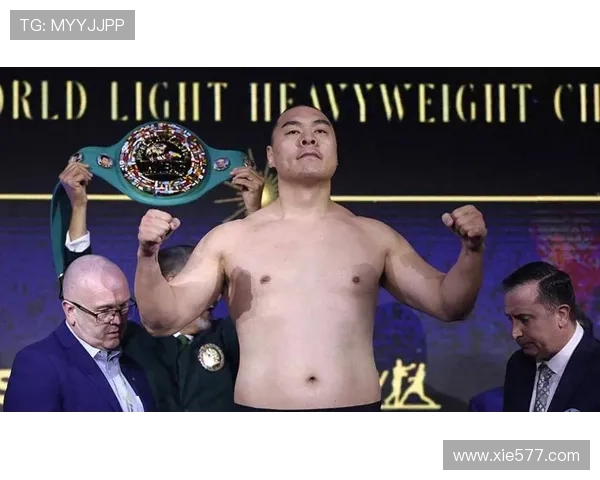 张志磊赛场上严肃，私下竟然爱网购包包，差距也太大了吧？